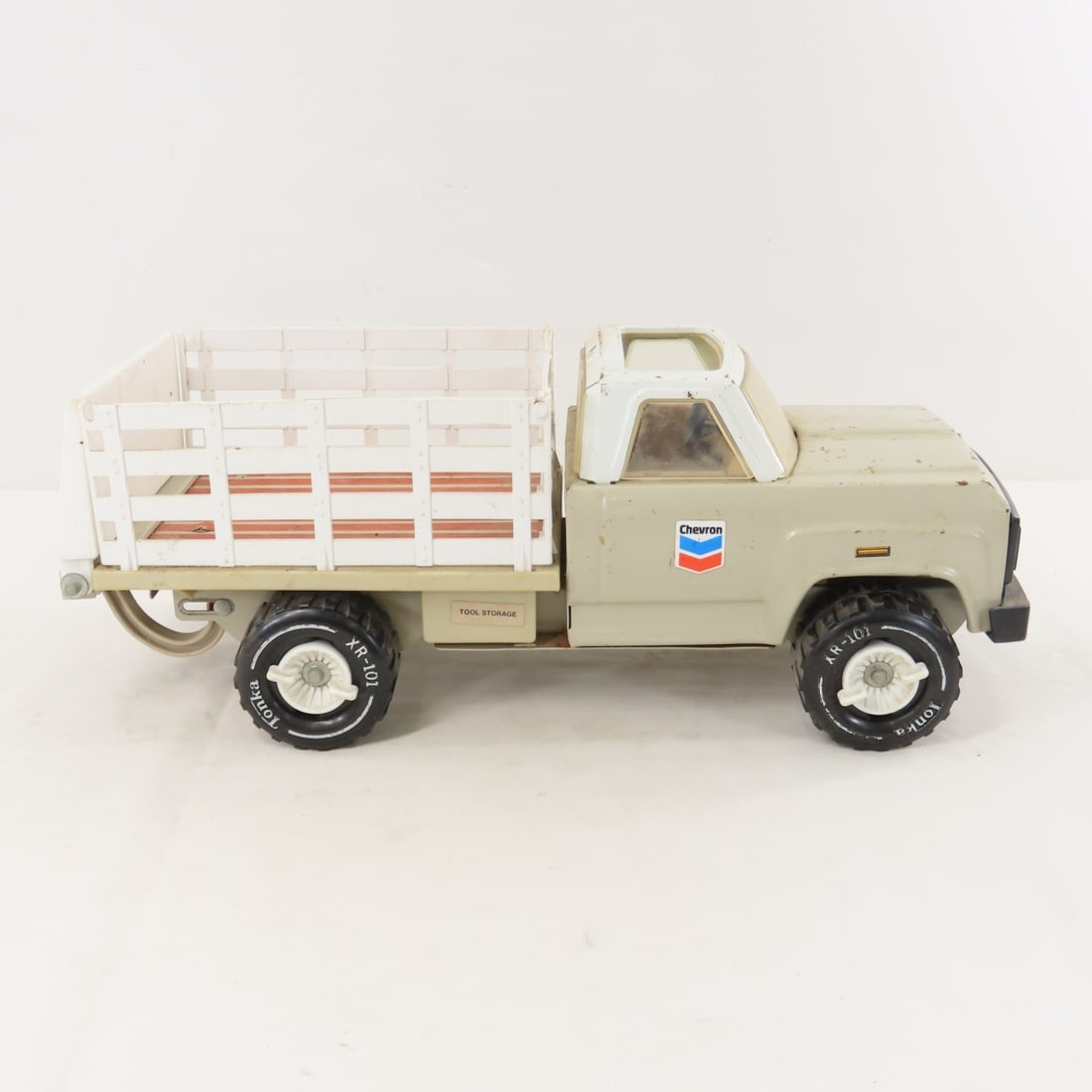 Vintage Tonka Chevron 3100 Stake & Utility Trucks - 11