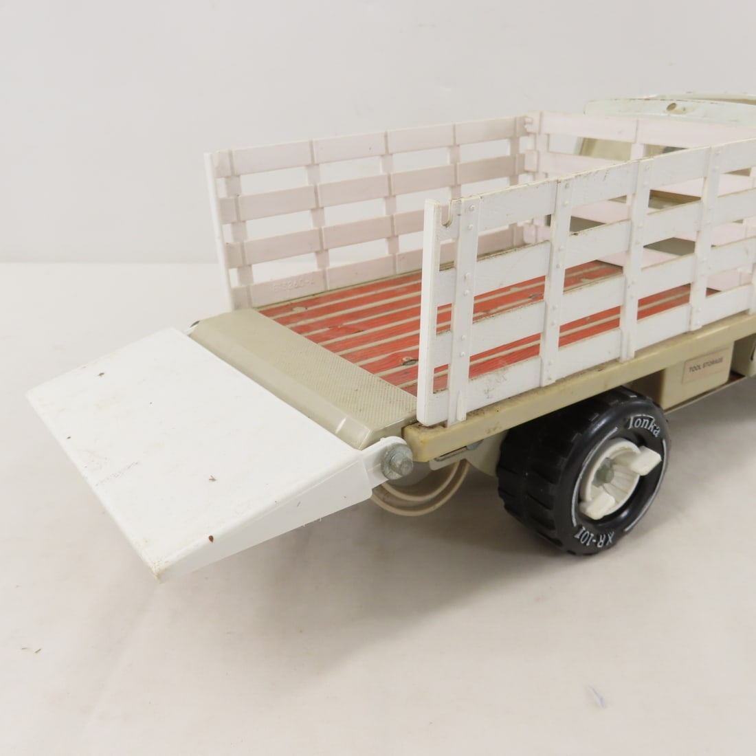 Vintage Tonka Chevron 3100 Stake & Utility Trucks - 15