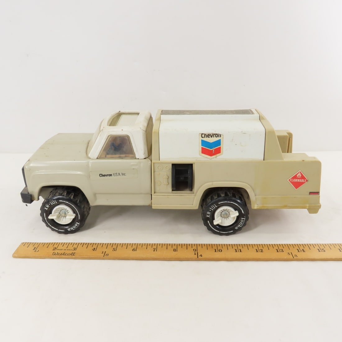 Vintage Tonka Chevron 3100 Stake & Utility Trucks - 2