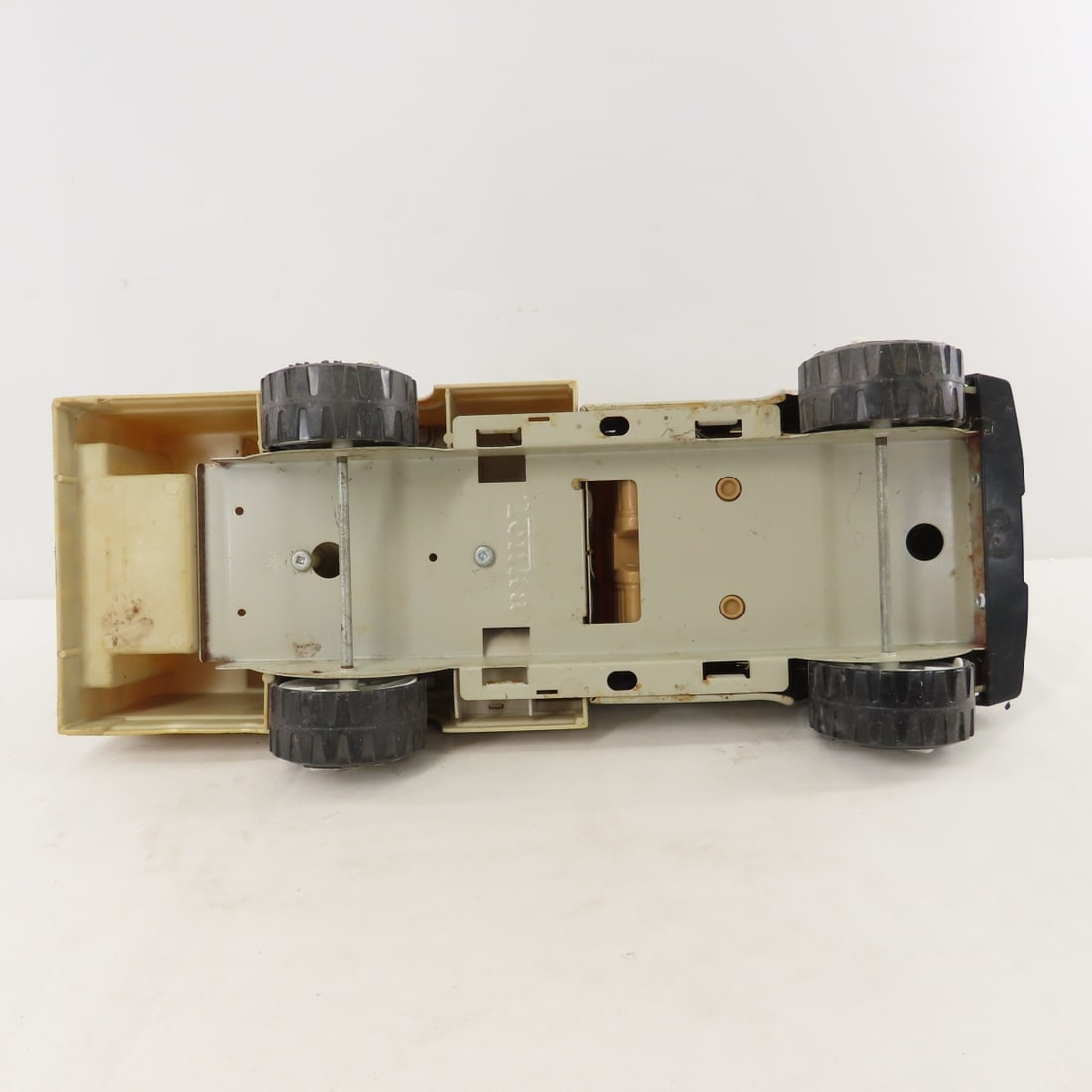 Vintage Tonka Chevron 3100 Stake & Utility Trucks - 7