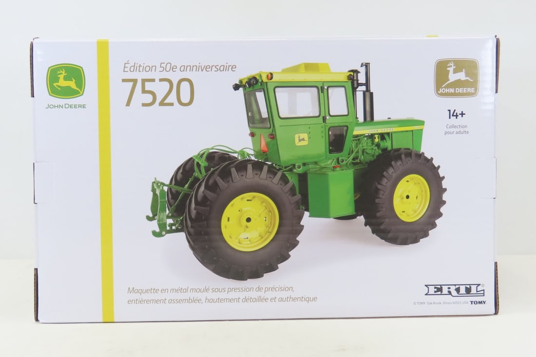 ERTL 1:16 John Deere 7520 50th Anniversary Tractor: ERTL 1:16 John Deere 7520 50th Anniversary Tractor - Diecast Metal. sealed box, LOT SIZE: 16x10x9" 9 LBS All information and photos, which are part of the description, are intended to be as accurate&#