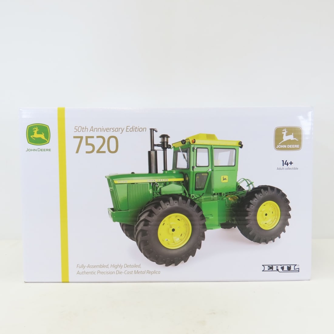 ERTL 1:16 John Deere 7520 50th Anniversary Tractor - 3