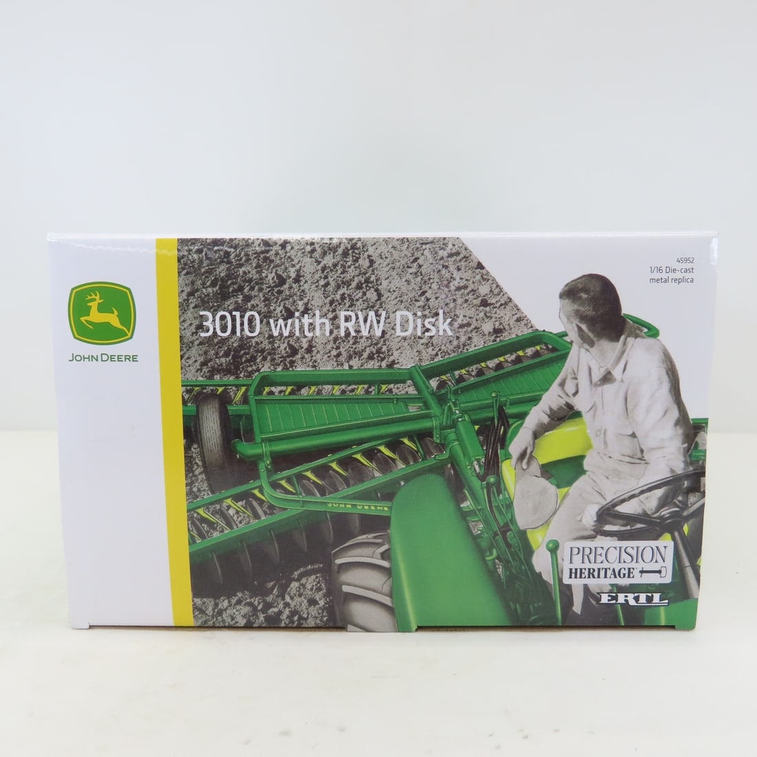 ERTL 1:16 John Deere 3010 Tractor with RW Disk - 5