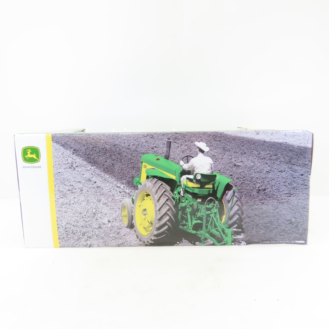 ERTL 1:16 John Deere 730 Tractor with Grain Drill - 8