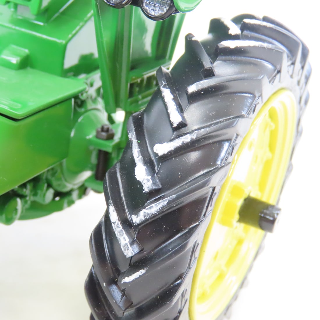 ERTL Precision 1:16 John Deere 4020 Diesel Tractor - 13