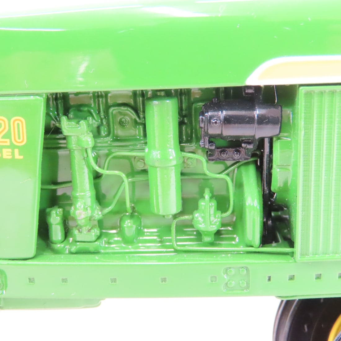 ERTL Precision 1:16 John Deere 4020 Diesel Tractor - 17