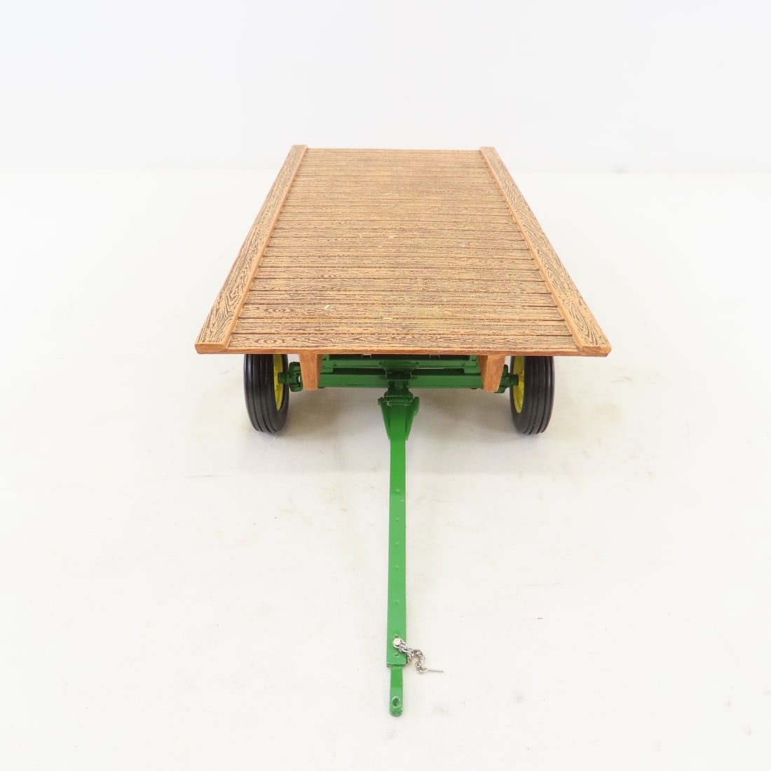 ERTL Precision 1:16 John Deere Hay Wagon - 10