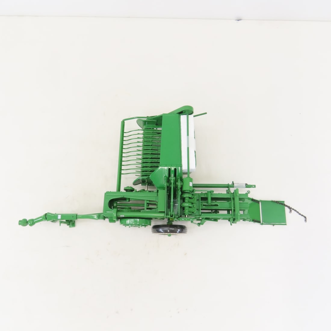 ERTL Precision 1:16 John Deere 214-T Baler - 10