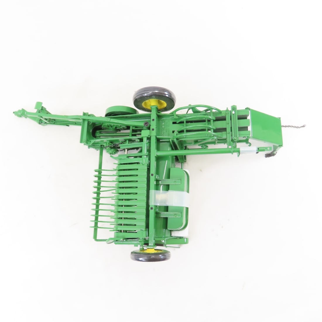 ERTL Precision 1:16 John Deere 214-T Baler - 11