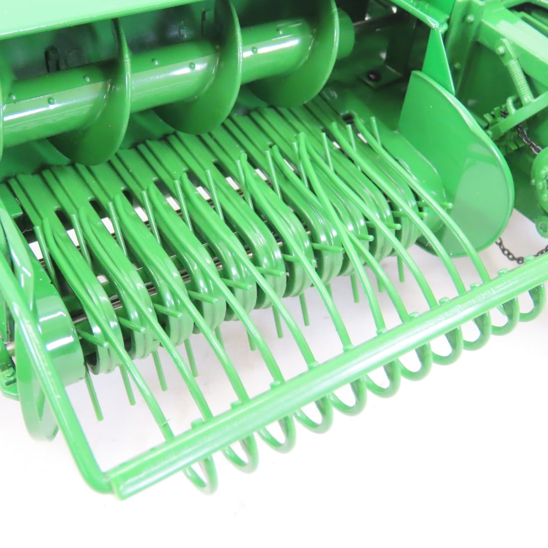 ERTL Precision 1:16 John Deere 214-T Baler - 18