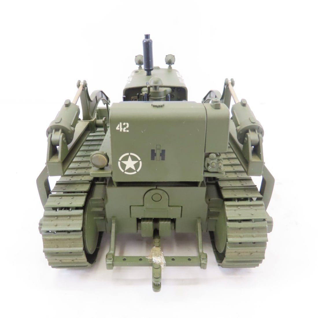 SpecCast 1:16 IH TD-14 Crawler Tractor with Blade - 5