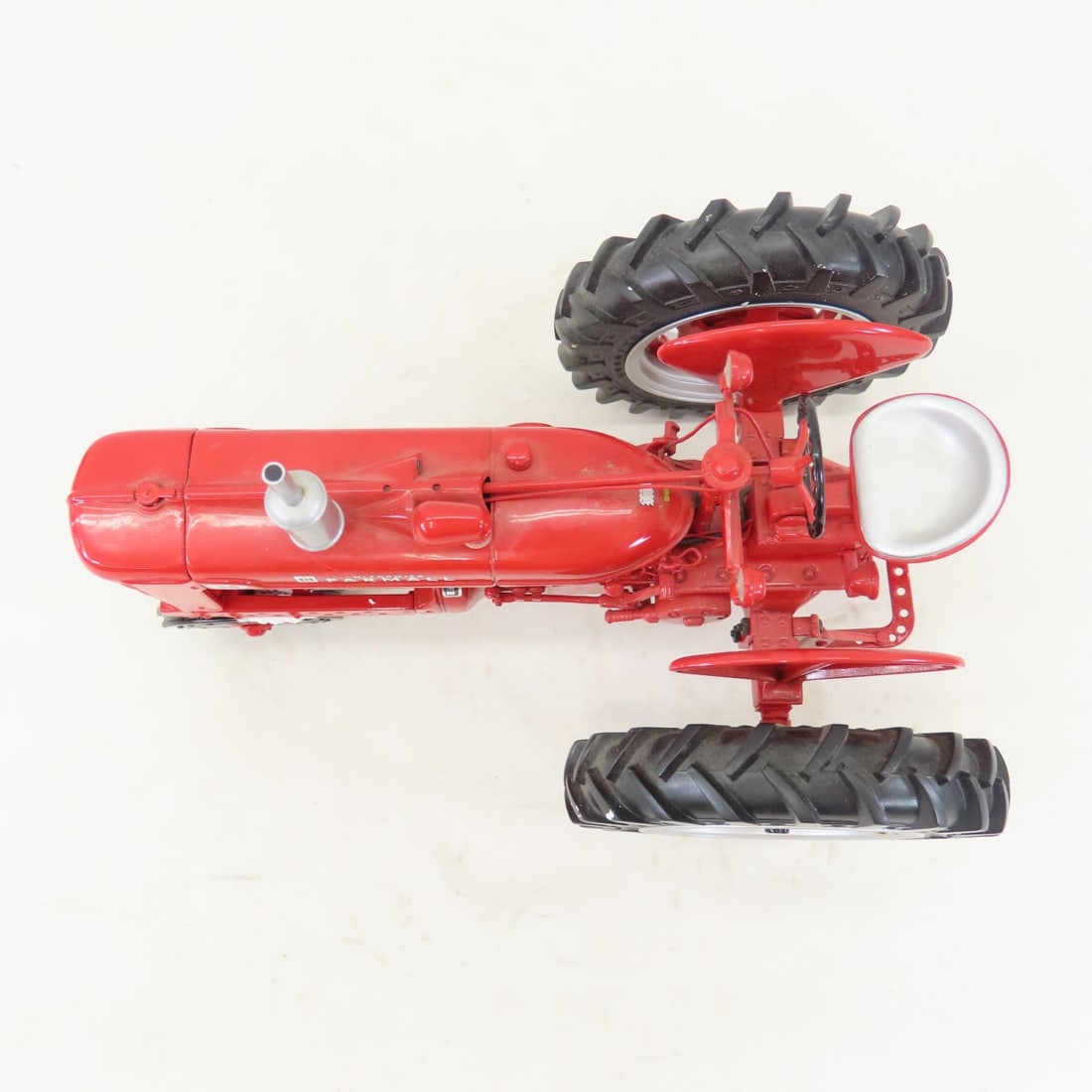ERTL Precision 1:16 Farmall Super M Tractor - 10
