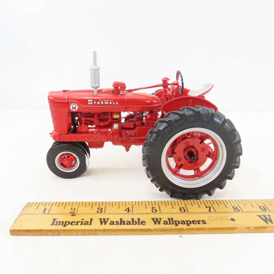 ERTL Precision 1:16 Farmall Super M Tractor - 3