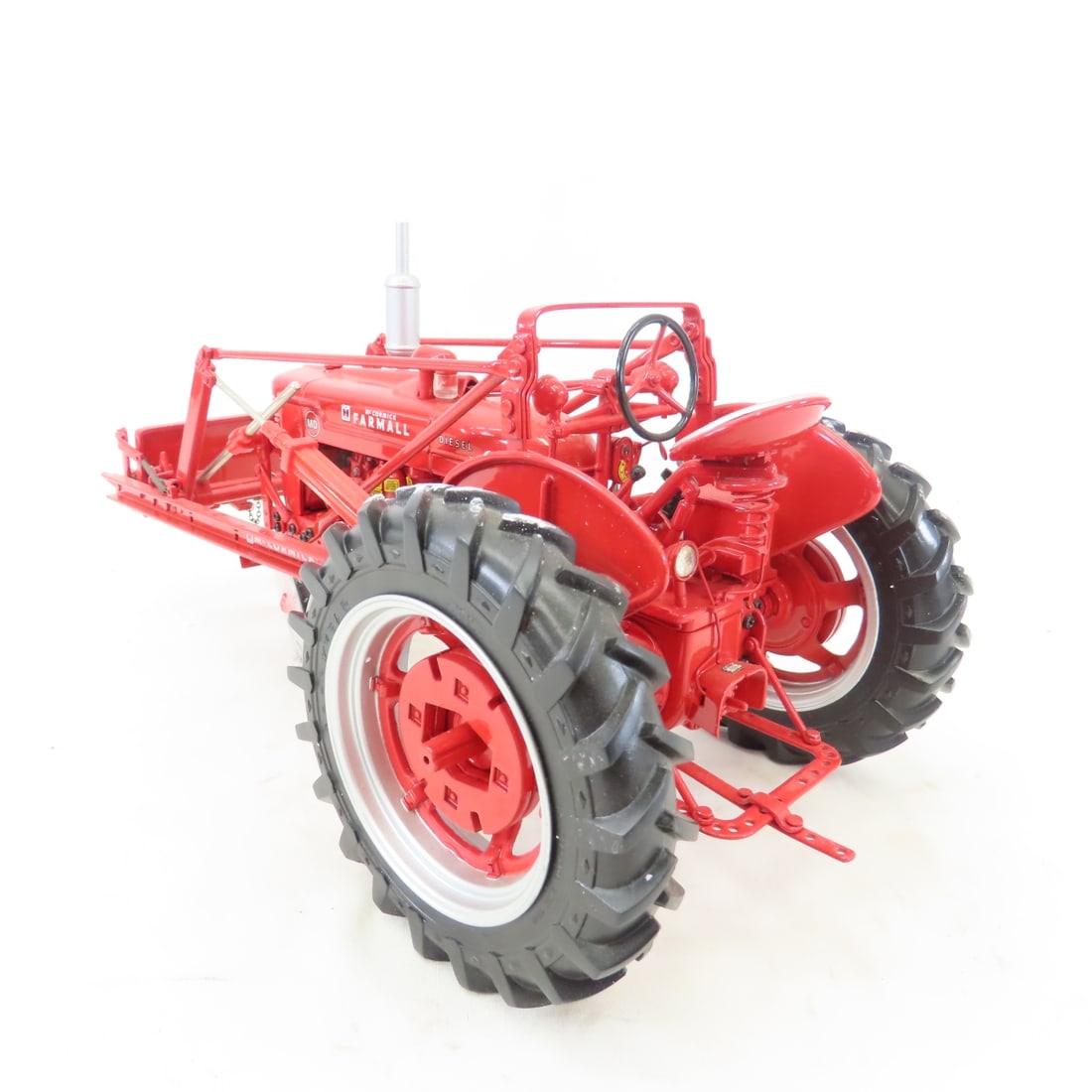 ERTL Precision 1:16 Farmall MD Tractor with Loader - 4