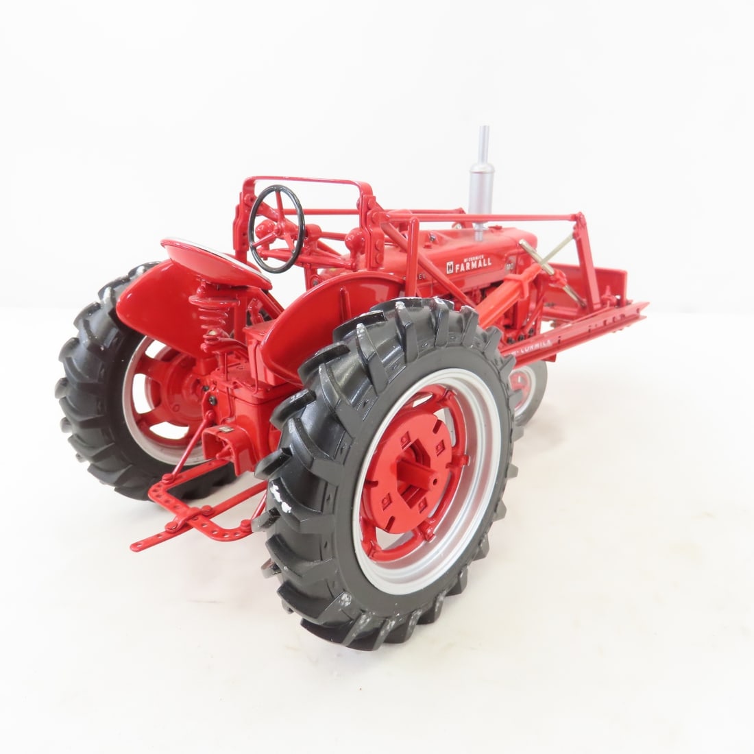 ERTL Precision 1:16 Farmall MD Tractor with Loader - 6