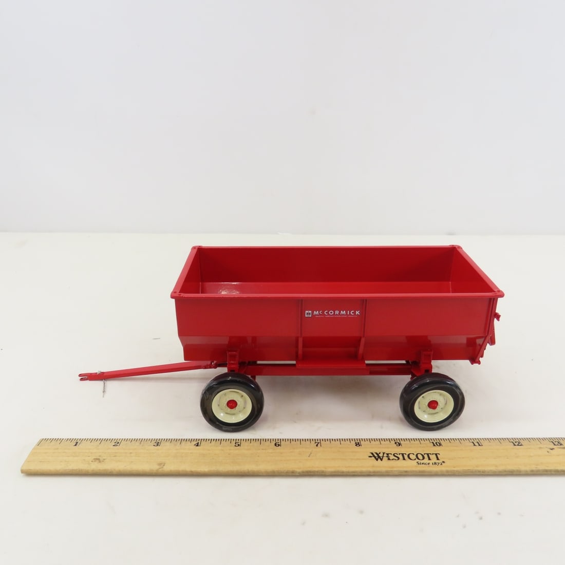 ERTL Precision 1:16 McCormick Flare Box Wagon - 3