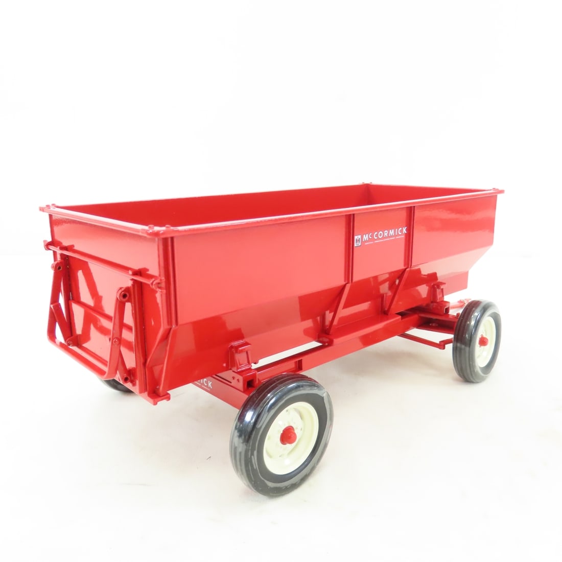 ERTL Precision 1:16 McCormick Flare Box Wagon - 6
