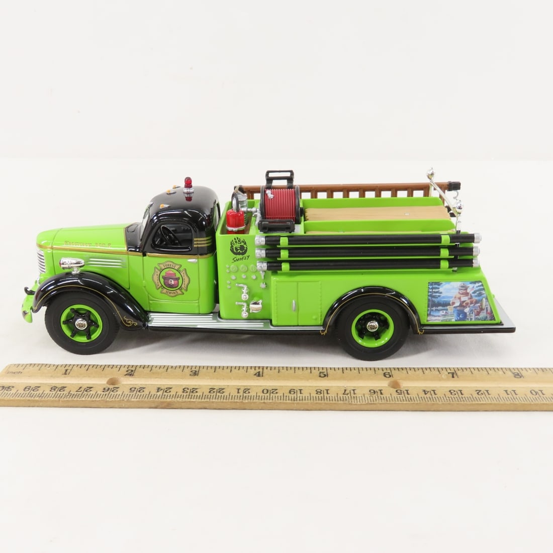 1st Gear Smokey 1:34 Scale INTL KB8 Fire Truck - 2