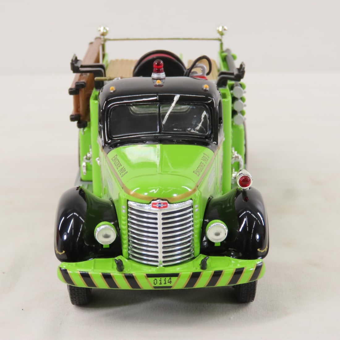 1st Gear Smokey 1:34 Scale INTL KB8 Fire Truck - 8