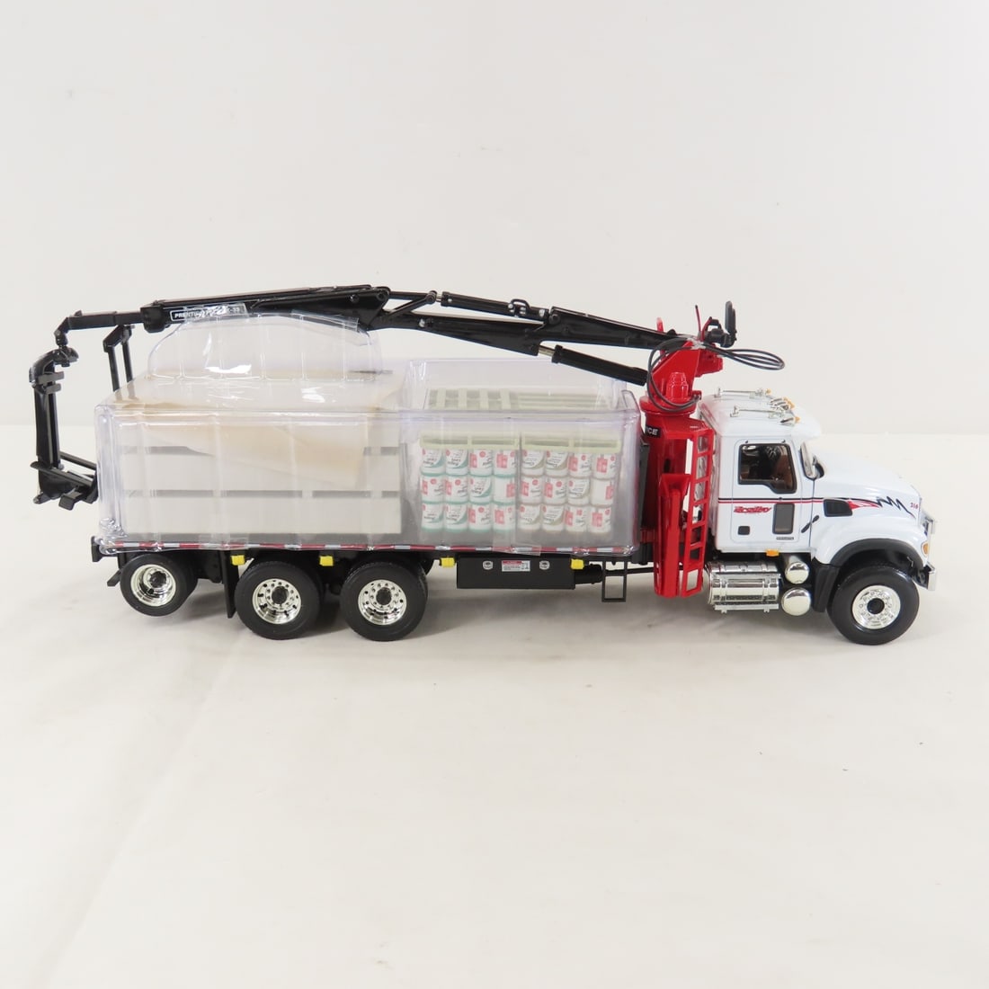 1st Gear KJ Bradley Mack Granite Tractor w/Handler - 6