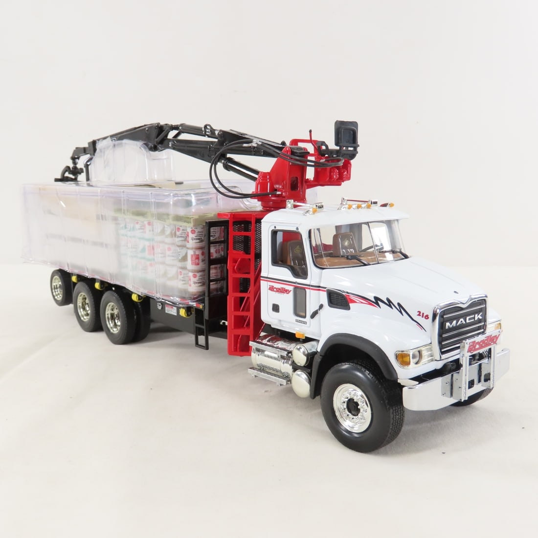 1st Gear KJ Bradley Mack Granite Tractor w/Handler - 7