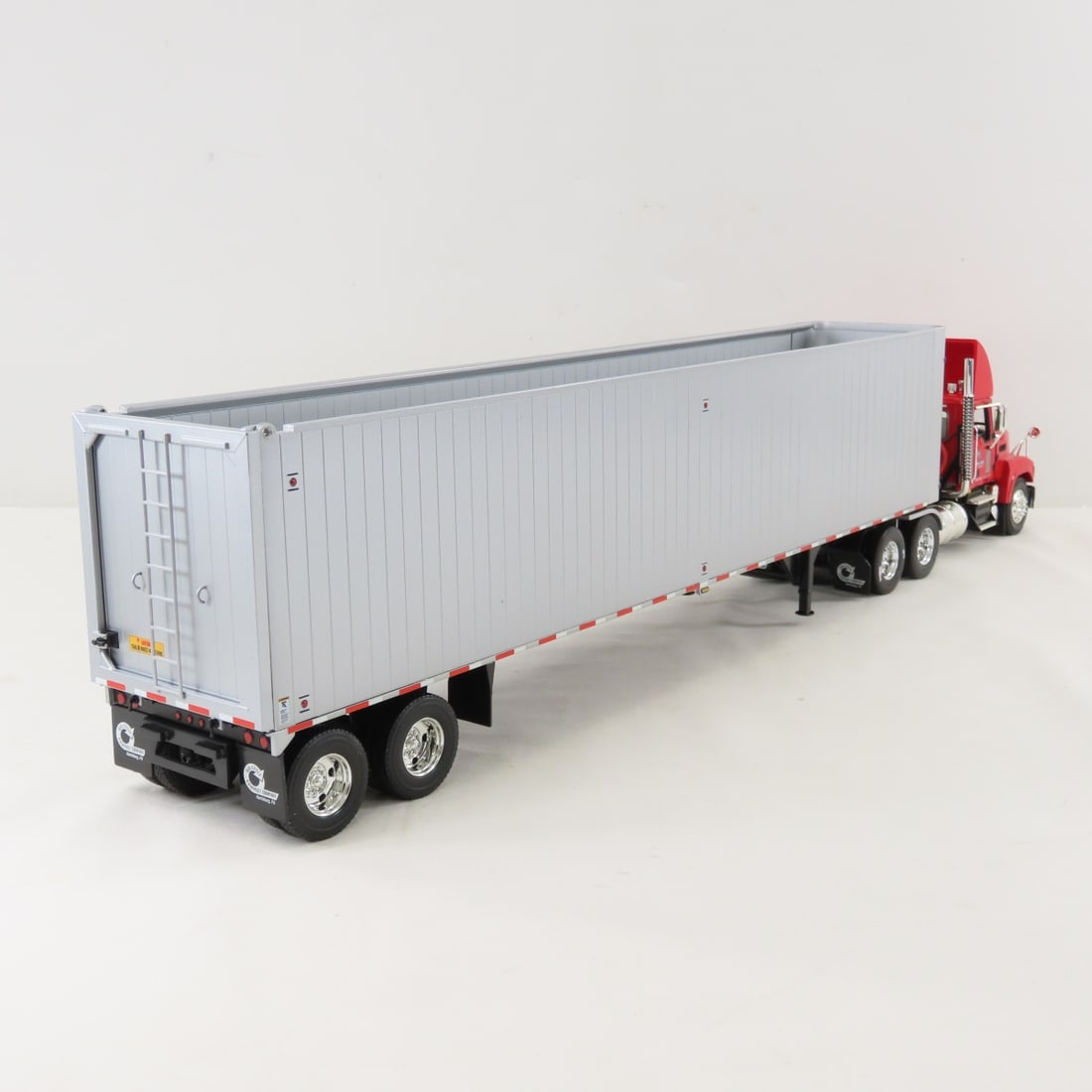 1st Gear Bio-Cycle Mack Pinnacle w/Tipper Trailer - 5