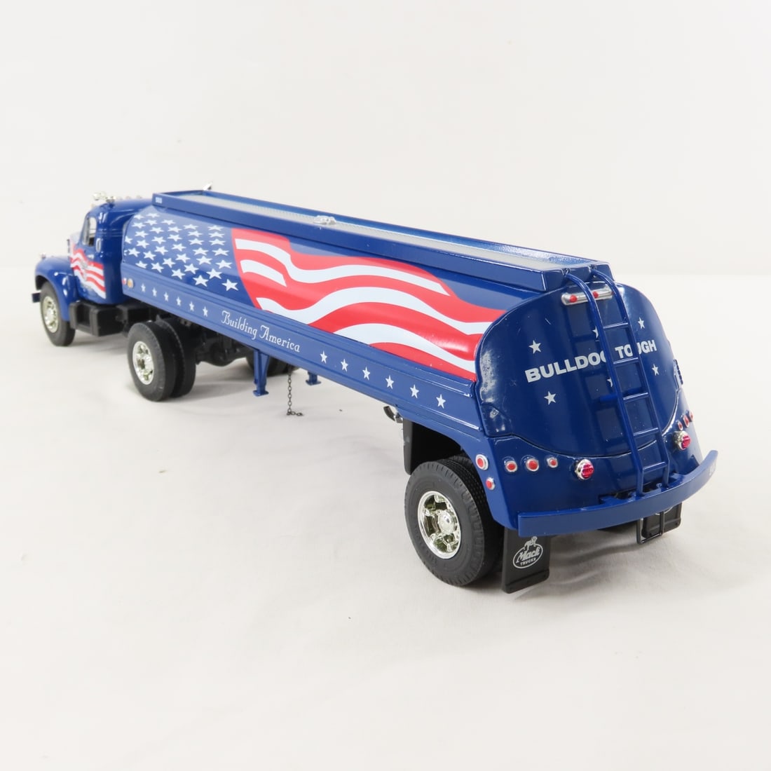 1st Gear Building America Mack B-61 Tractor Tanker - 3