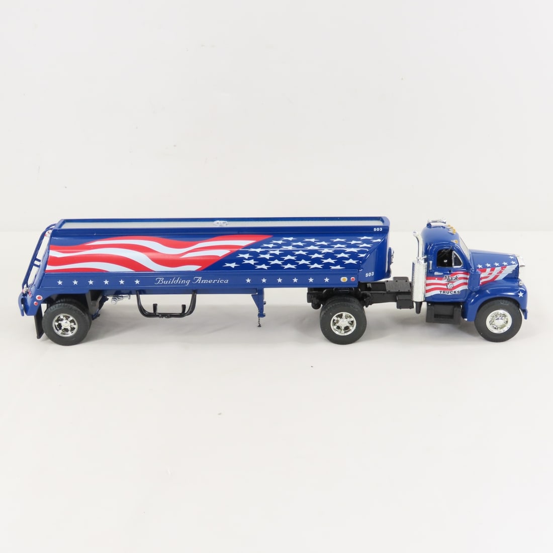 1st Gear Building America Mack B-61 Tractor Tanker - 6