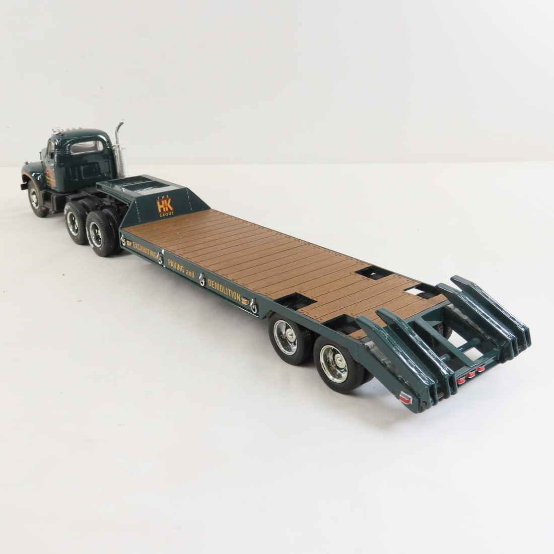 1st Gear 1:34 J. Haines Mack B-61 Tractor Trailer - 3