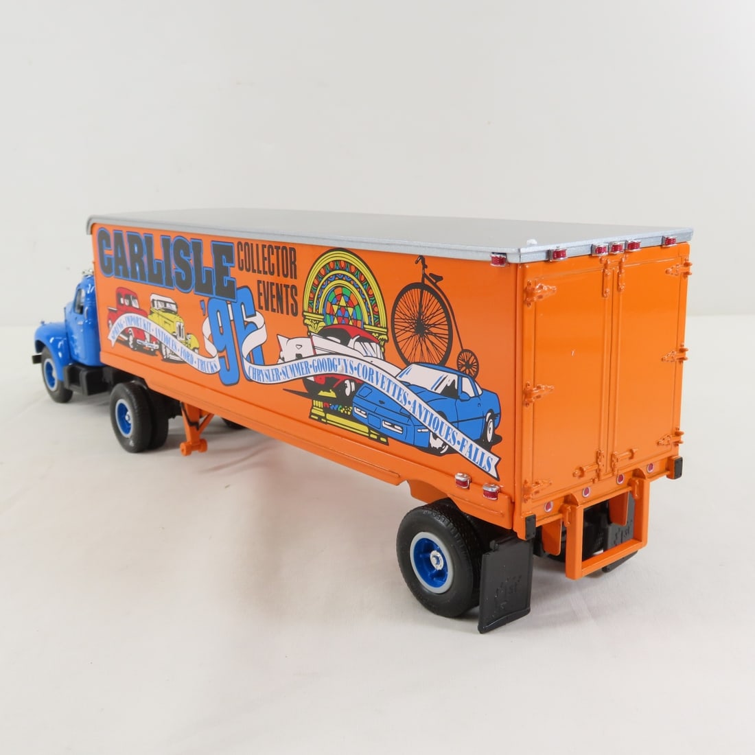 1st Gear 1:34 Carlisle Mack B-61 Tractor Trailer - 3