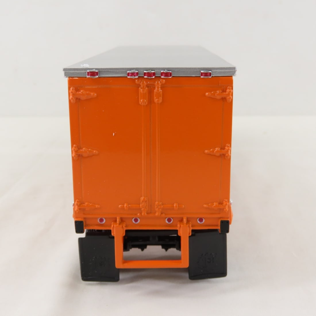 1st Gear 1:34 Carlisle Mack B-61 Tractor Trailer - 4