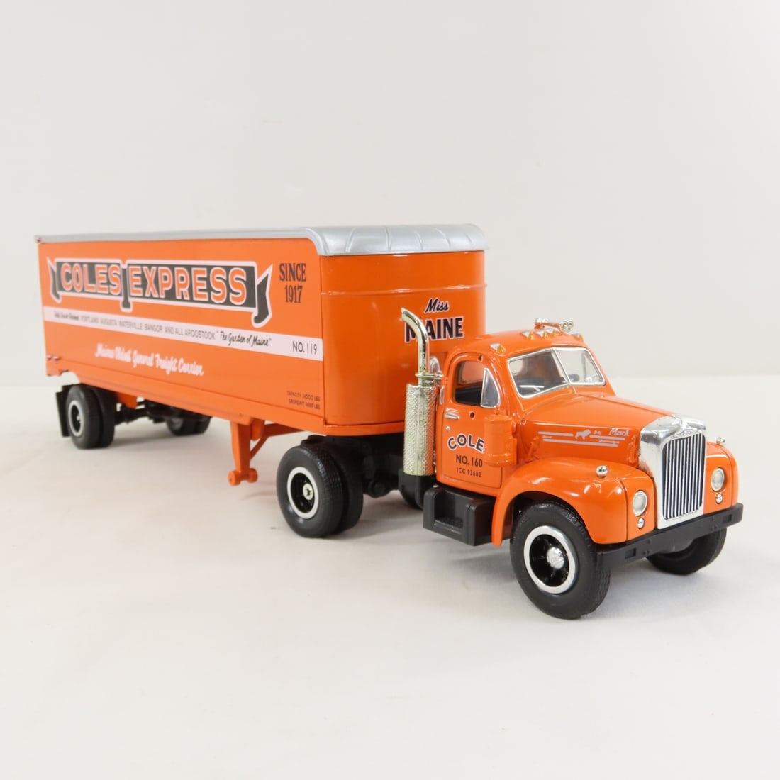 1st Gear 1:34 Coles Exp Mack B-61 Tractor Trailer - 7