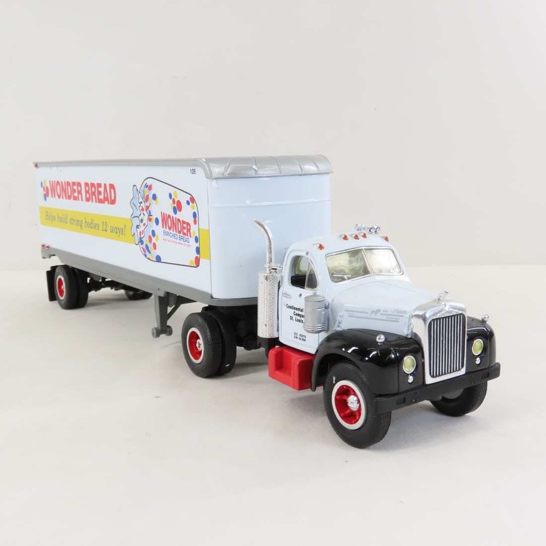 1st Gear 1:34 Wonder Bread 1960 Mack B-61 Tractor - 7