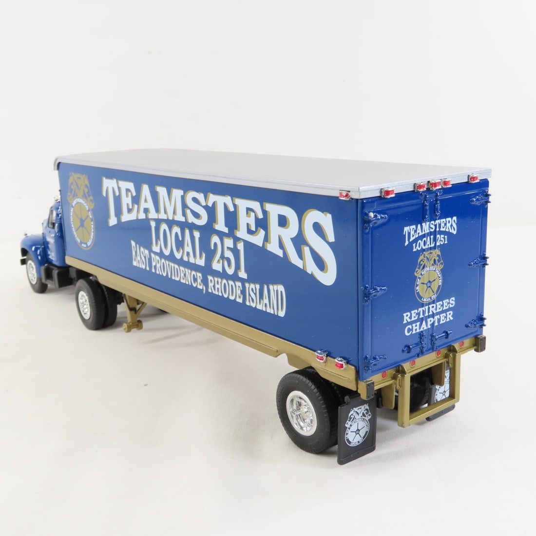 1st Gear 1:34 Teamsters Mack B-61 Tractor Trailer - 3