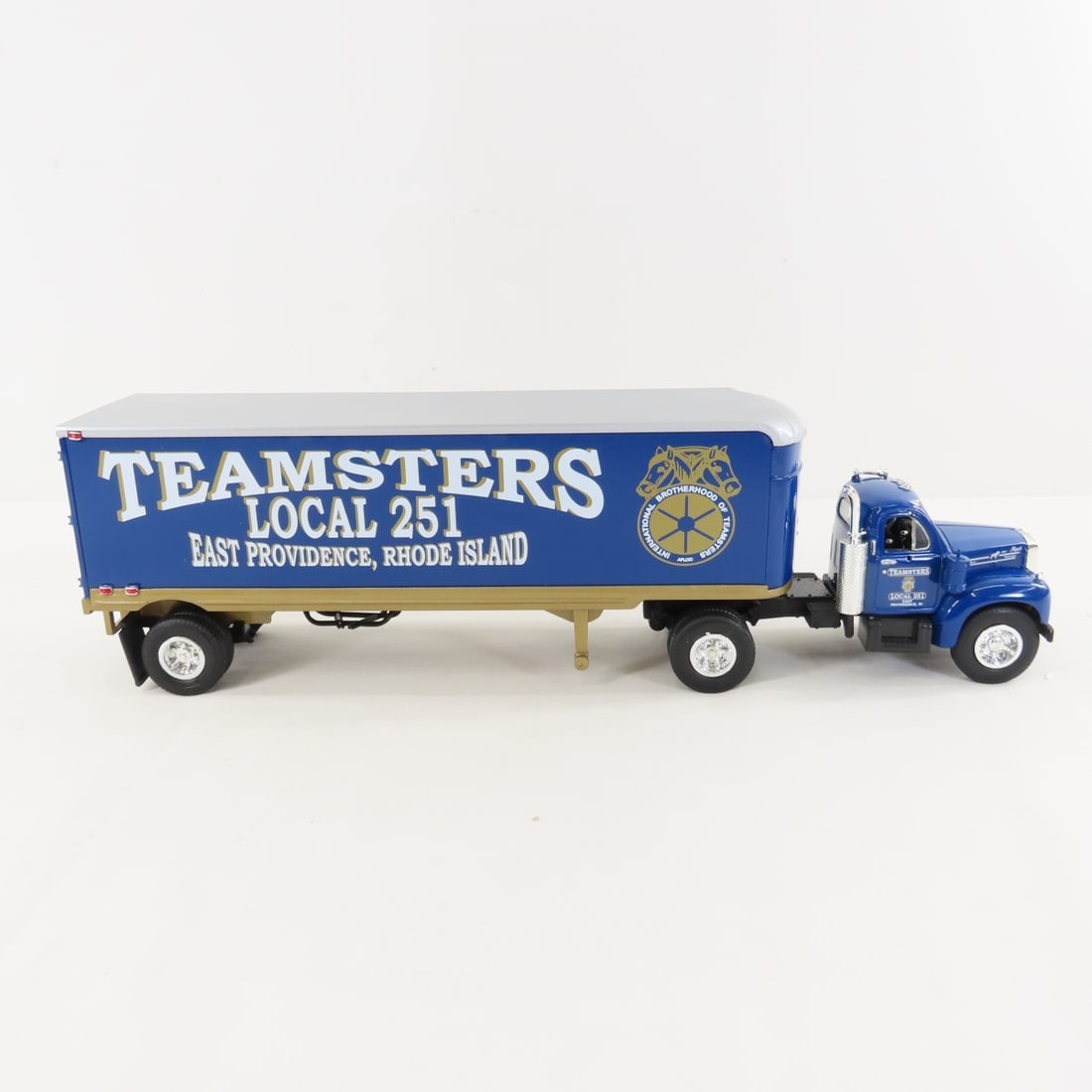 1st Gear 1:34 Teamsters Mack B-61 Tractor Trailer - 6