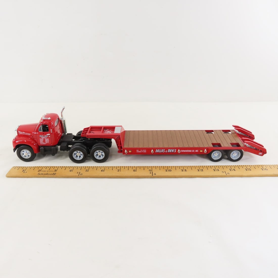 1st Gear 1:34 Dallas Mavis Mack B-61 Tractor - 2