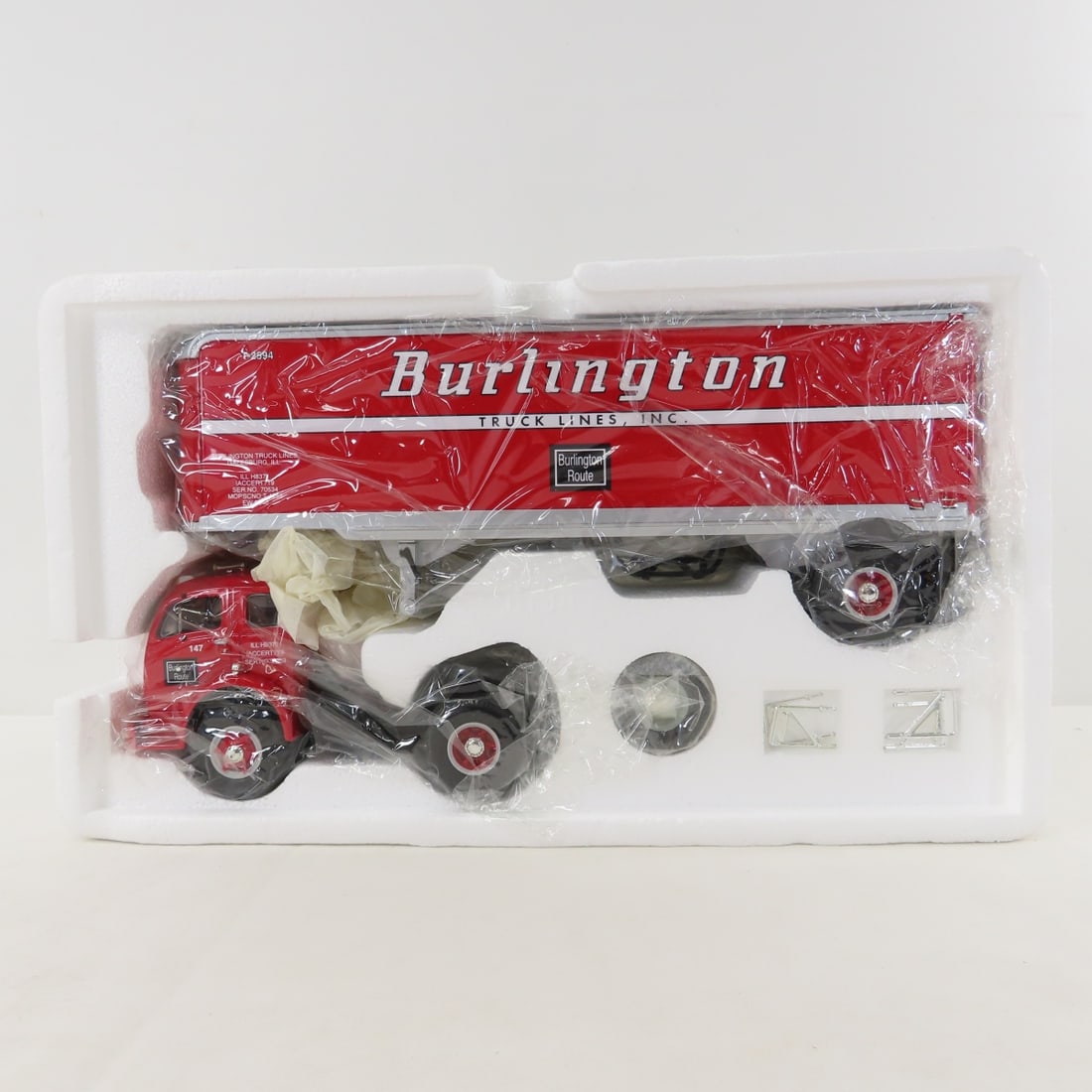 1st Gear 1:34 Burlington 1953 White 3000 Tractor - 2