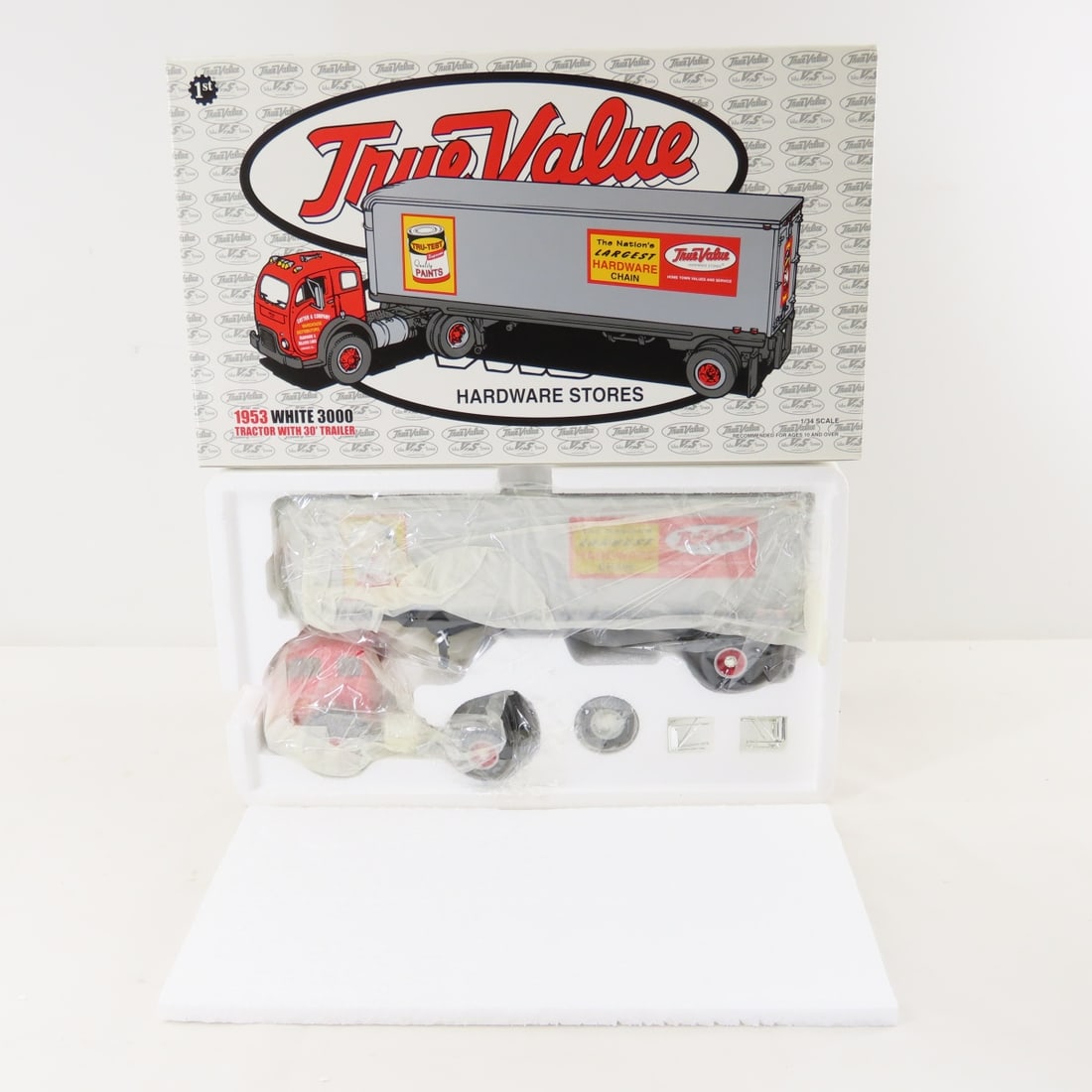 1st Gear 1:34 True Value1953 White 3000 Tractor: 1st Gear 1:34 True Value1953 White 3000 Tractor - Diecast Metal Cotter & Co. 10-1862 - 1953 Tractor & Trailer. Has original shipping box. LOT SIZE: 13x8x4" 2 LBS All information and photos, which are