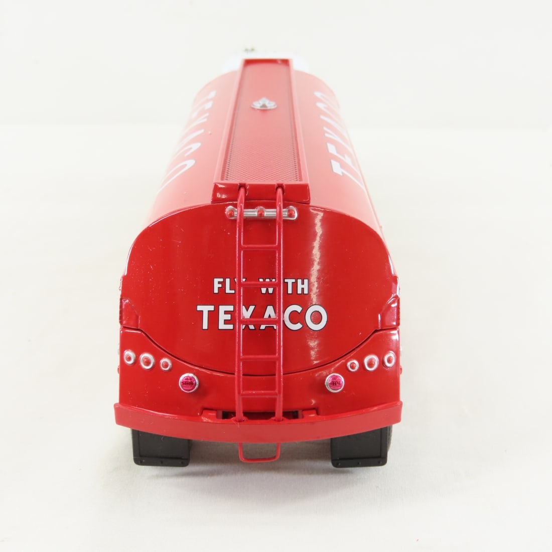 1st Gear 1953 Texaco Aviation 5000 Gallon Tanker - 4
