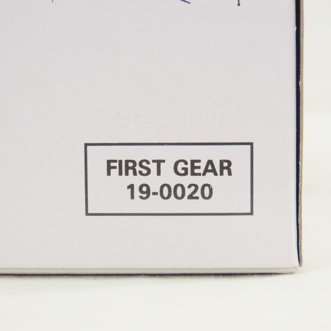 1st Gear 1:34 Scale INTL KB-8 Stake Truck - 16