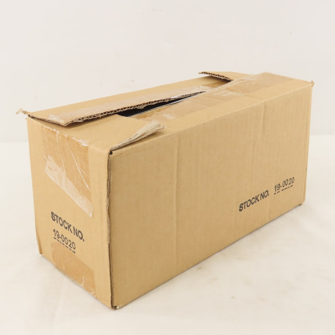 1st Gear 1:34 Scale INTL KB-8 Stake Truck - 17