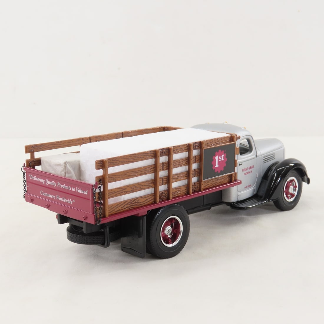 1st Gear 1:34 Scale INTL KB-8 Stake Truck - 5