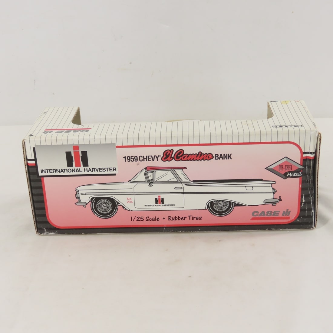 ERTL 1:24 IH 1959 Chevy El Camino Coin Bank - 4