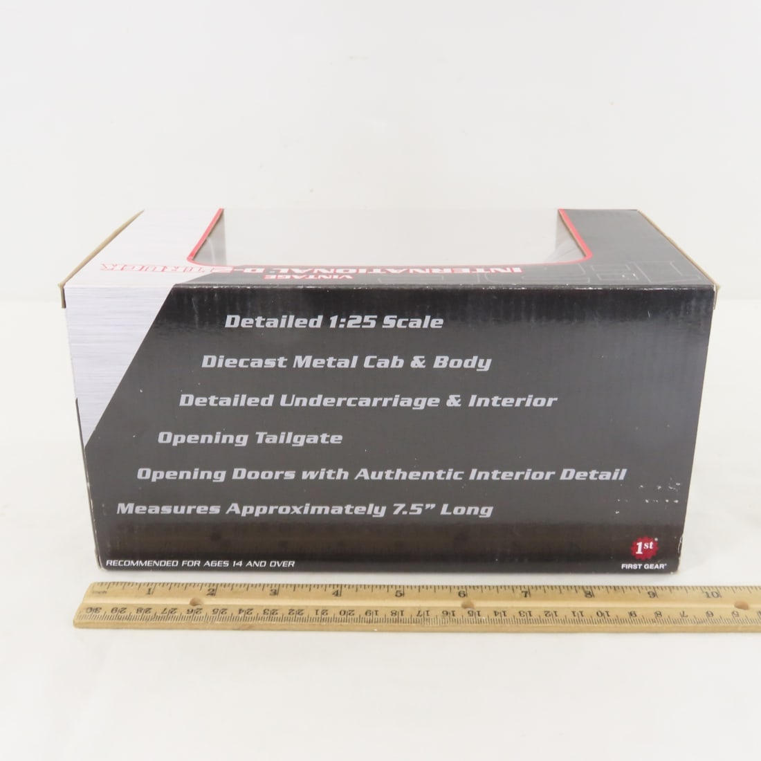 1st Gear 1:25 International D-2 Truck 49-0344A - 4