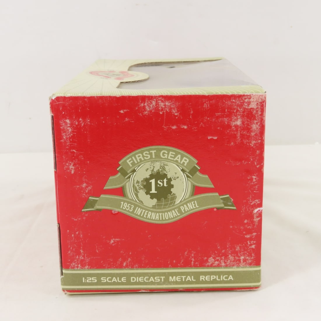 1st Gear 1:25 INTL 1953 Pennzoil Panel Van - 3