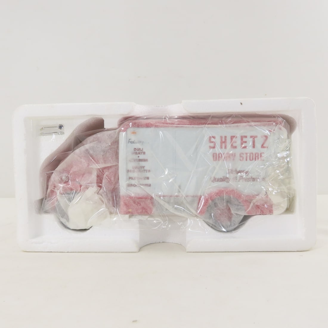1st Gear 1:34 Scale 1952 GMC Insulated Sheetz Van - 2