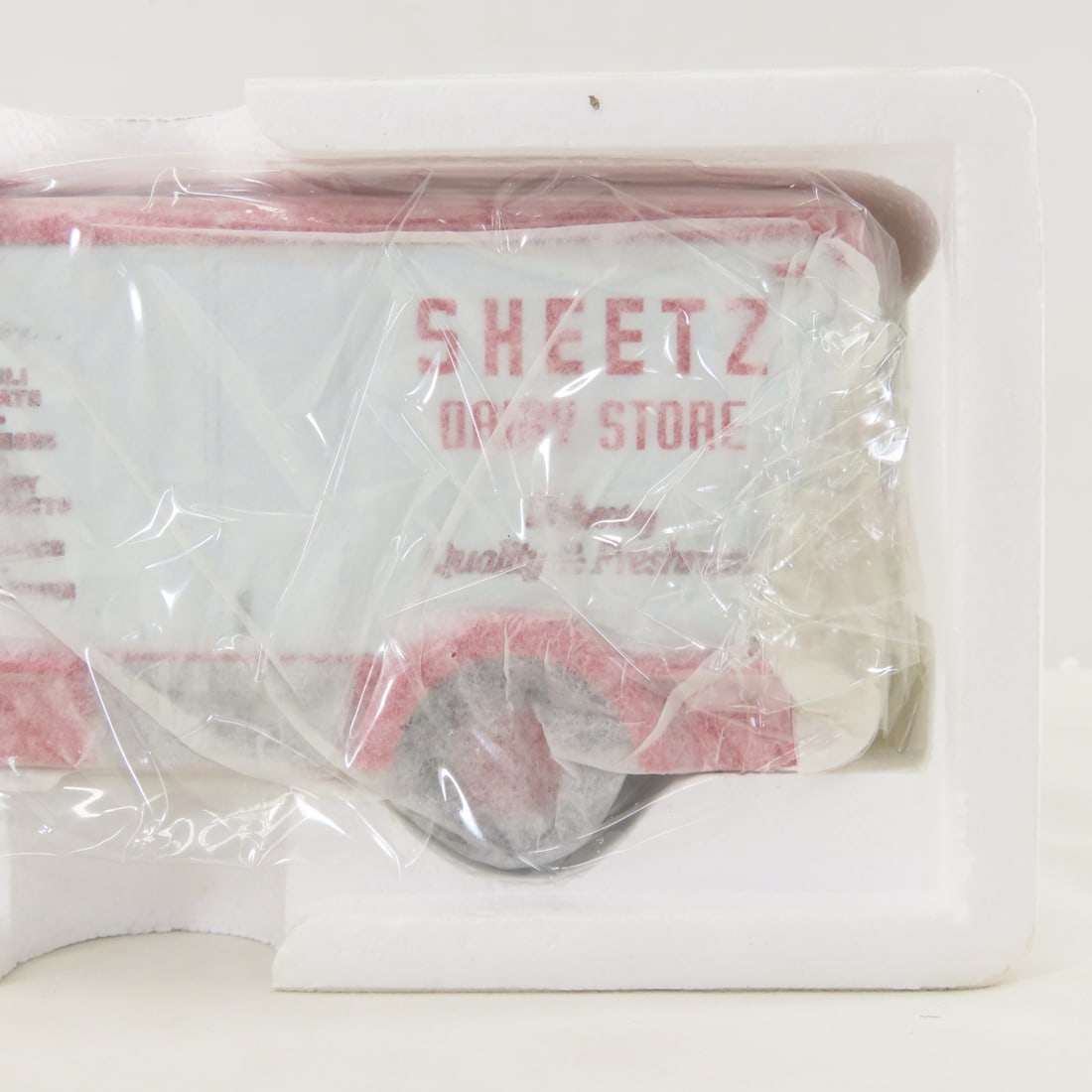 1st Gear 1:34 Scale 1952 GMC Insulated Sheetz Van - 4
