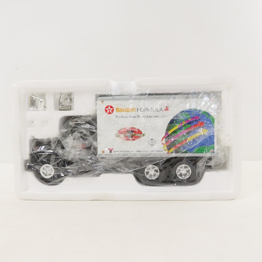 1st Gear 1:34 Mack R-600 Texaco Straight Truck - 2