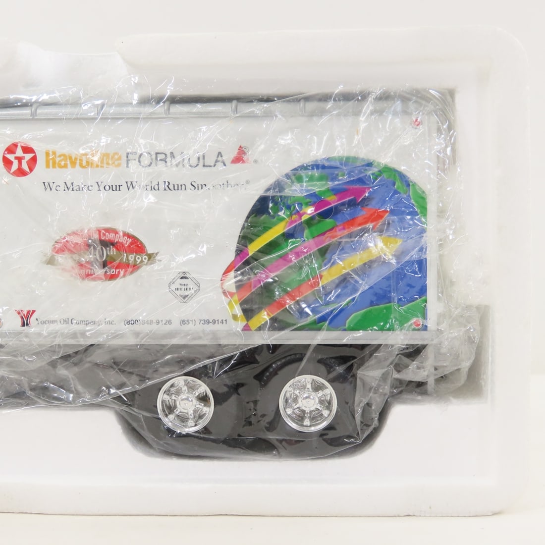 1st Gear 1:34 Mack R-600 Texaco Straight Truck - 4