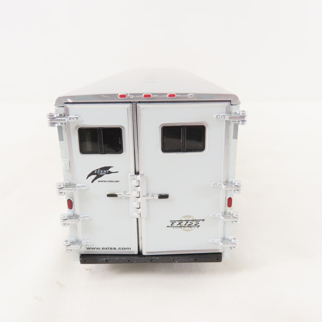 1st Gear 1:34 Ford F250 & Exiss Horse Trailer - 4